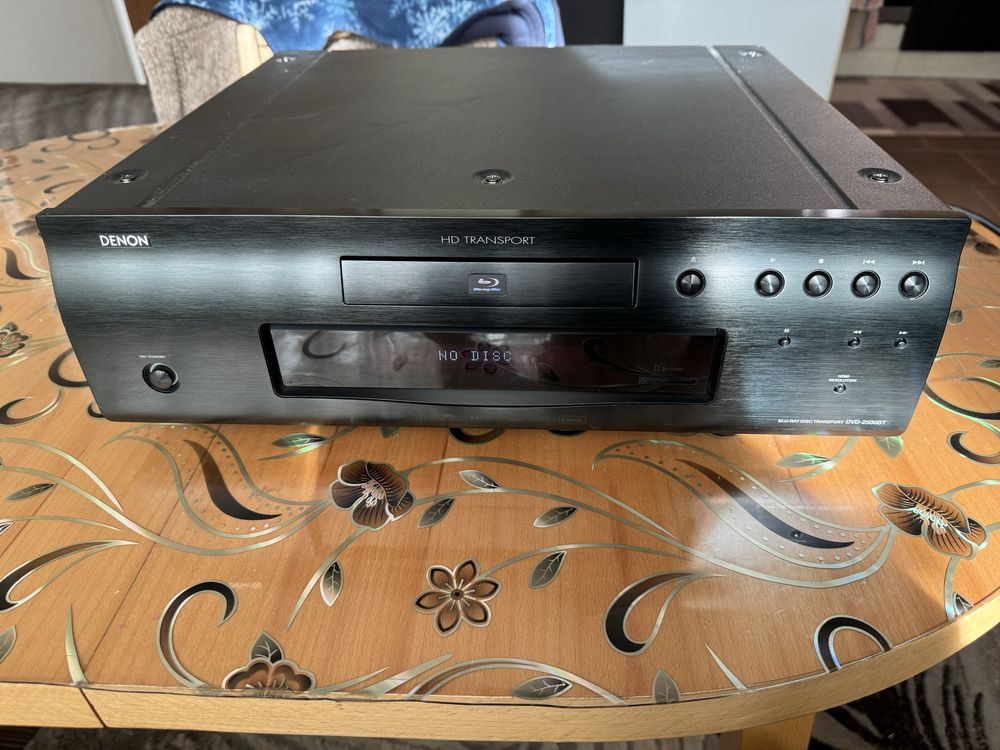 Denon DVD-2500BT Blu-ray Disc