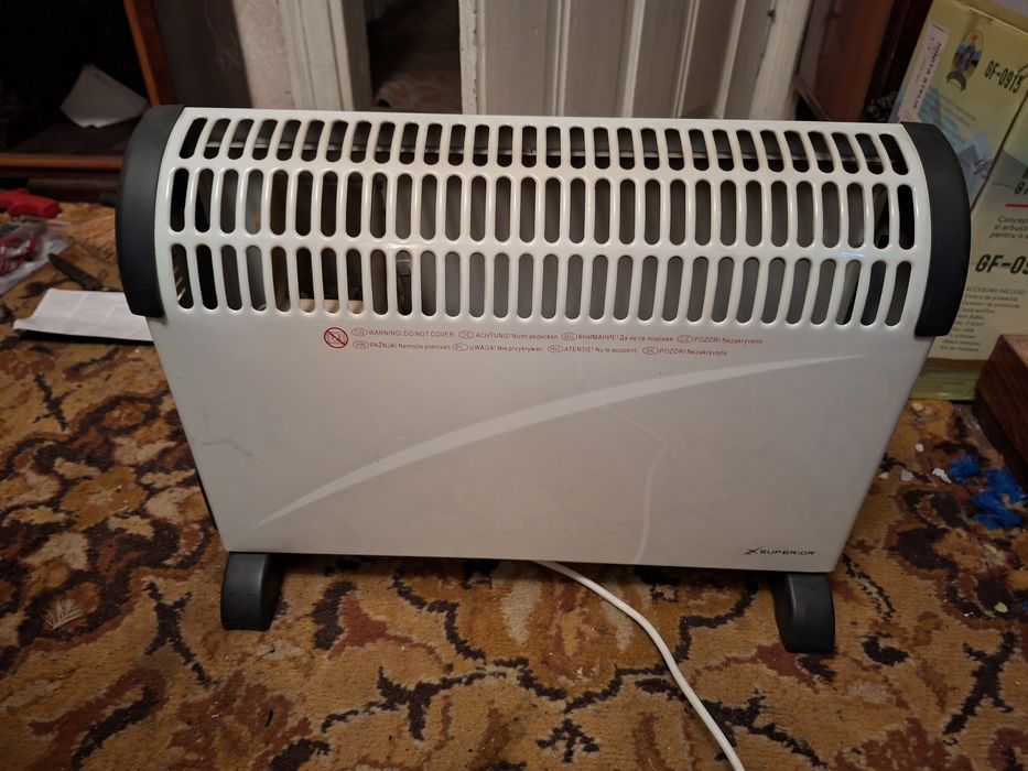 Calorifer Nou Radiator ulei 7 elemenți 1500w si bonus radiator electr