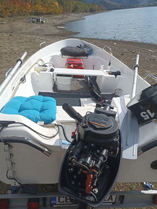 Лодка Мегакрафт комплект с двигател.