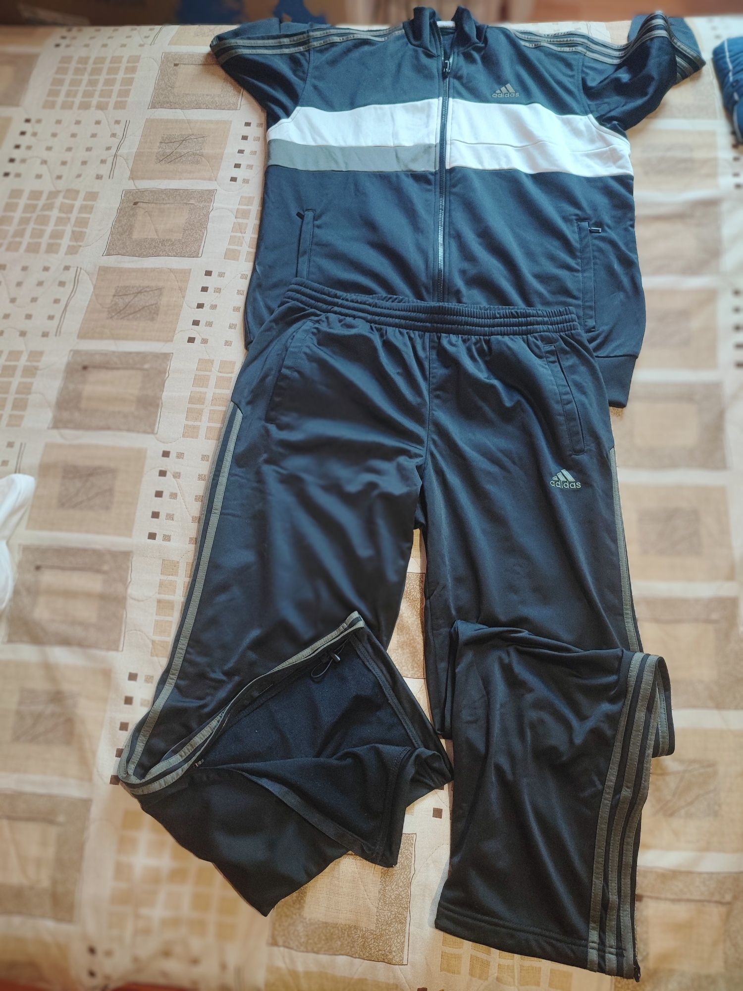 Adidas комплект , размер L