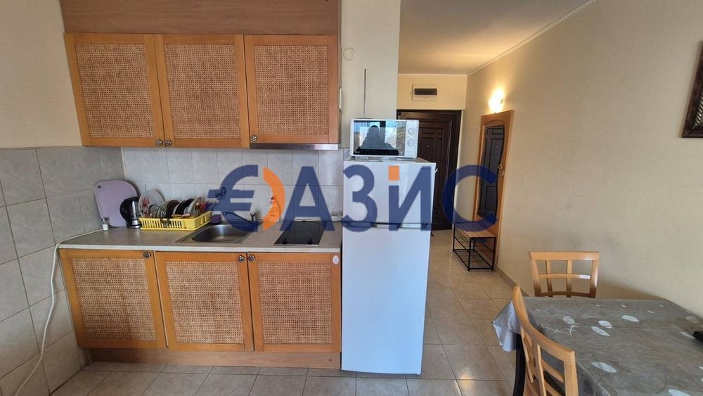 Продава се Двустаен апартамент в к.к. Слънчев бряг - 66 кв.м за 1235 €/кв.м - Снимка #5