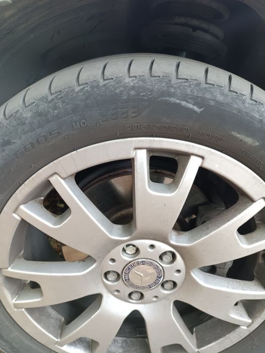 Продавам  джанти с летни гуми спорт пакет 19 " GLK/GLA и за други от G