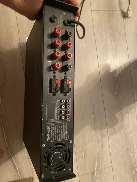 Продам усилитель рабочий