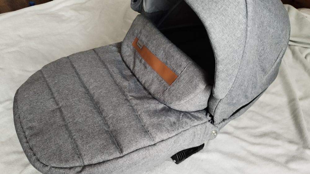 Bexa 2в 1 бебешка количка