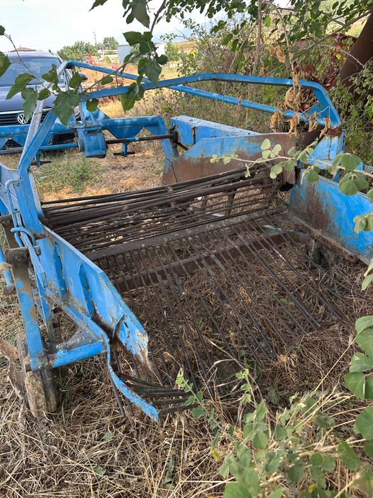 Двуредов а картофовадачка