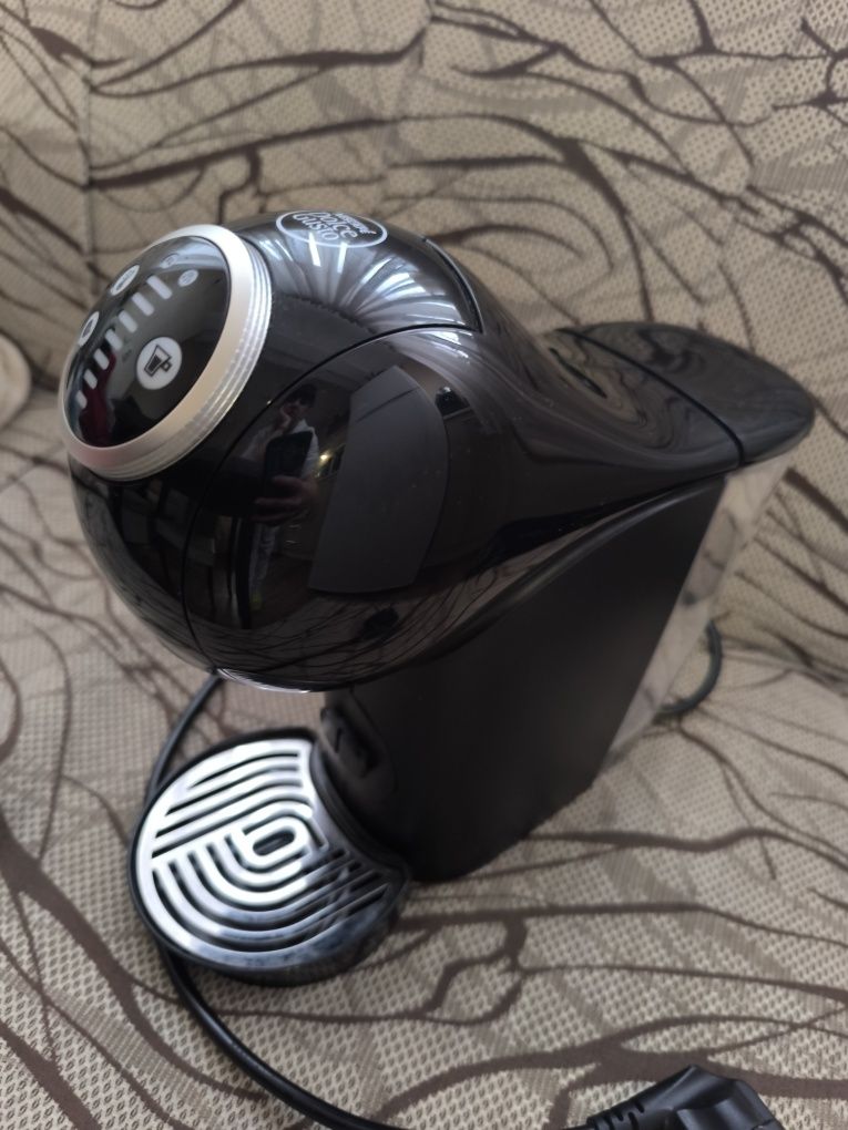 Кафемашина Dolce Gusto Genio