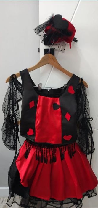 Нарядный костюм для праздника