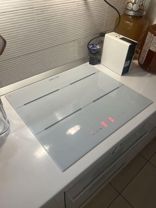 Plita inductie noua spartă Gorenje Alb Ora ito garantie încă 1 an