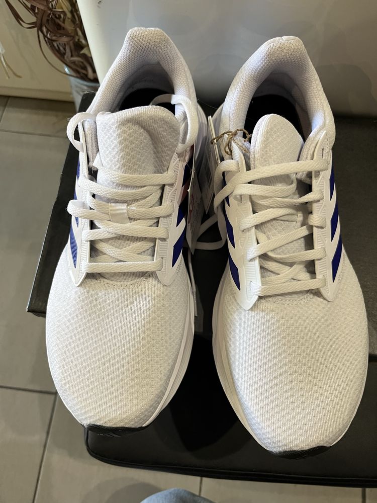 Оригинални маратонки Adidas