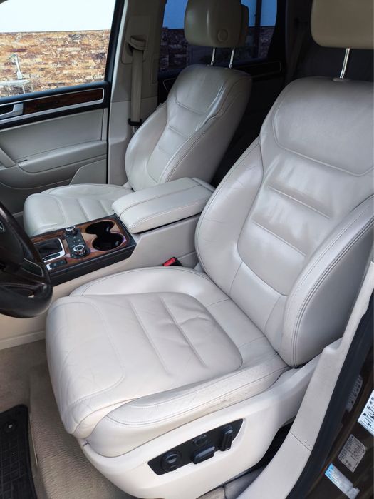 Touareg 3.0TDI 4x4 (casa) variante doar cu BMW