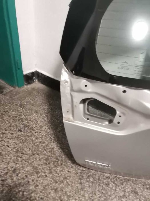 Toyota Auris hatchback 2013- Заден капак