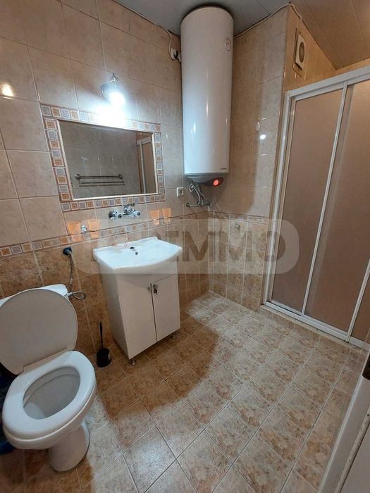 Дава се под наем Тристаен апартамент в Варна, Чайка - 70 кв.м за 700 € - Снимка #9