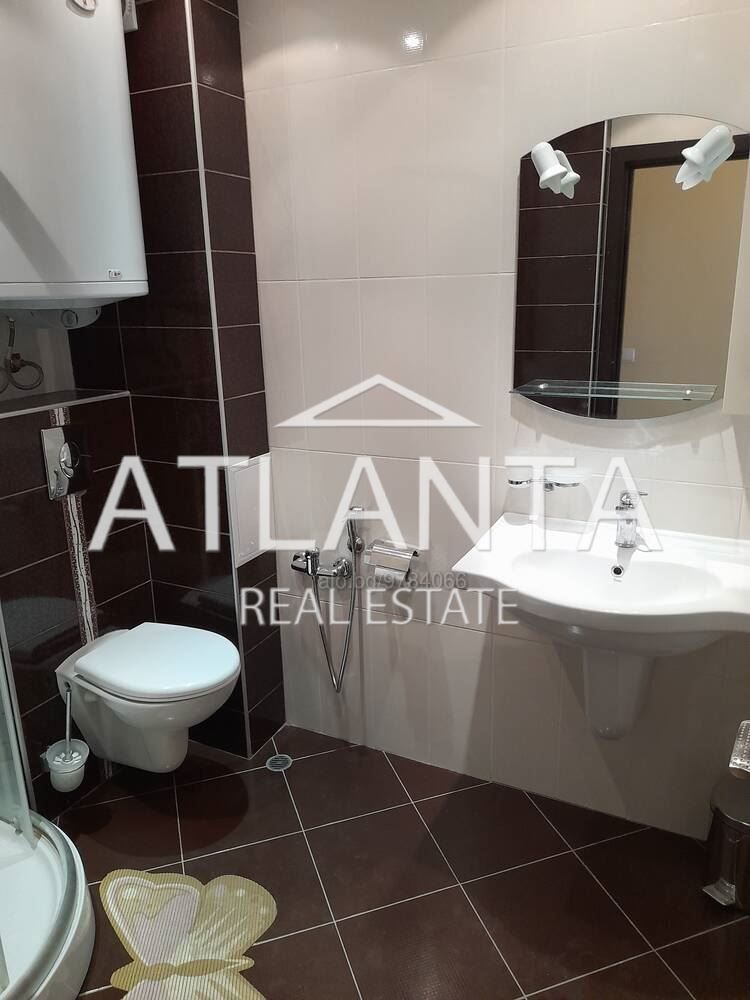 Продава се Тристаен апартамент в с. Шкорпиловци, Област Варна - 94 кв.м за 958 €/кв.м - Снимка #10