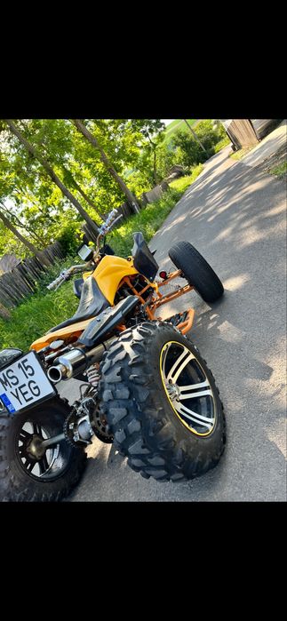 Vand atv 250 de strada
