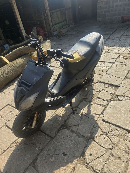 Скутер 50cc на части