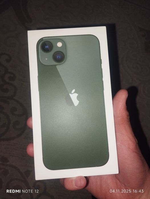 iPhone 13 Green новый запечатленый
