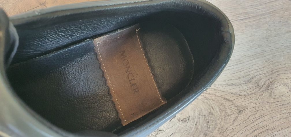 Мъжки кецове Moncler