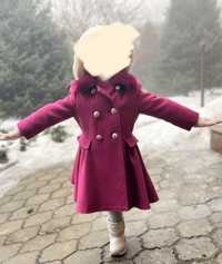 Пальто для девочки 3-6 лет