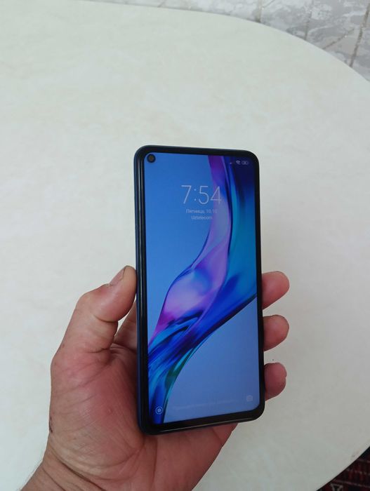 Redmi note 9 64gb aybi yoq umuman