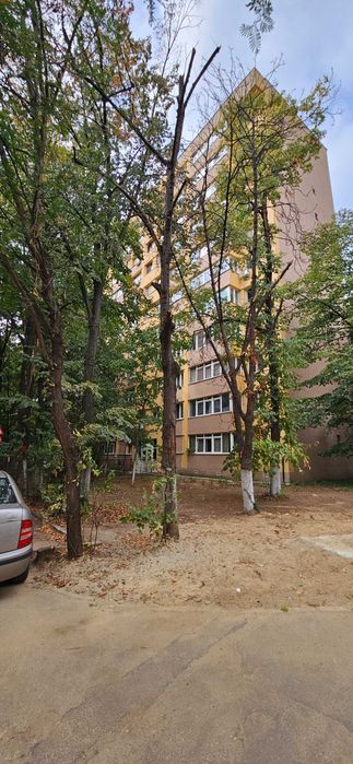 Proprietar vand apartament 3 camere, Bucuresti, Aleea Otesani sector 2