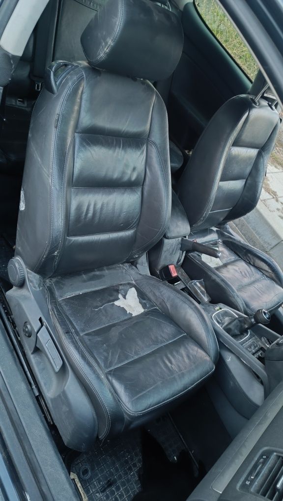 Продавам Голф 5  2.0tdi 140кс BKD 16V на ЧАСТИ
