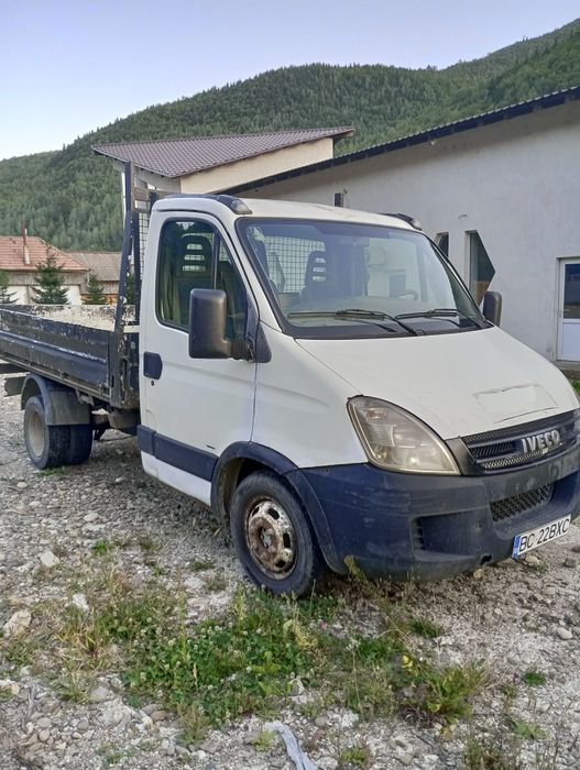 Vând Iveco daily basculabil