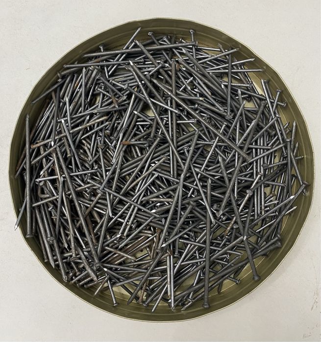 Продаю гвозди новые в кассете вес 3 кг