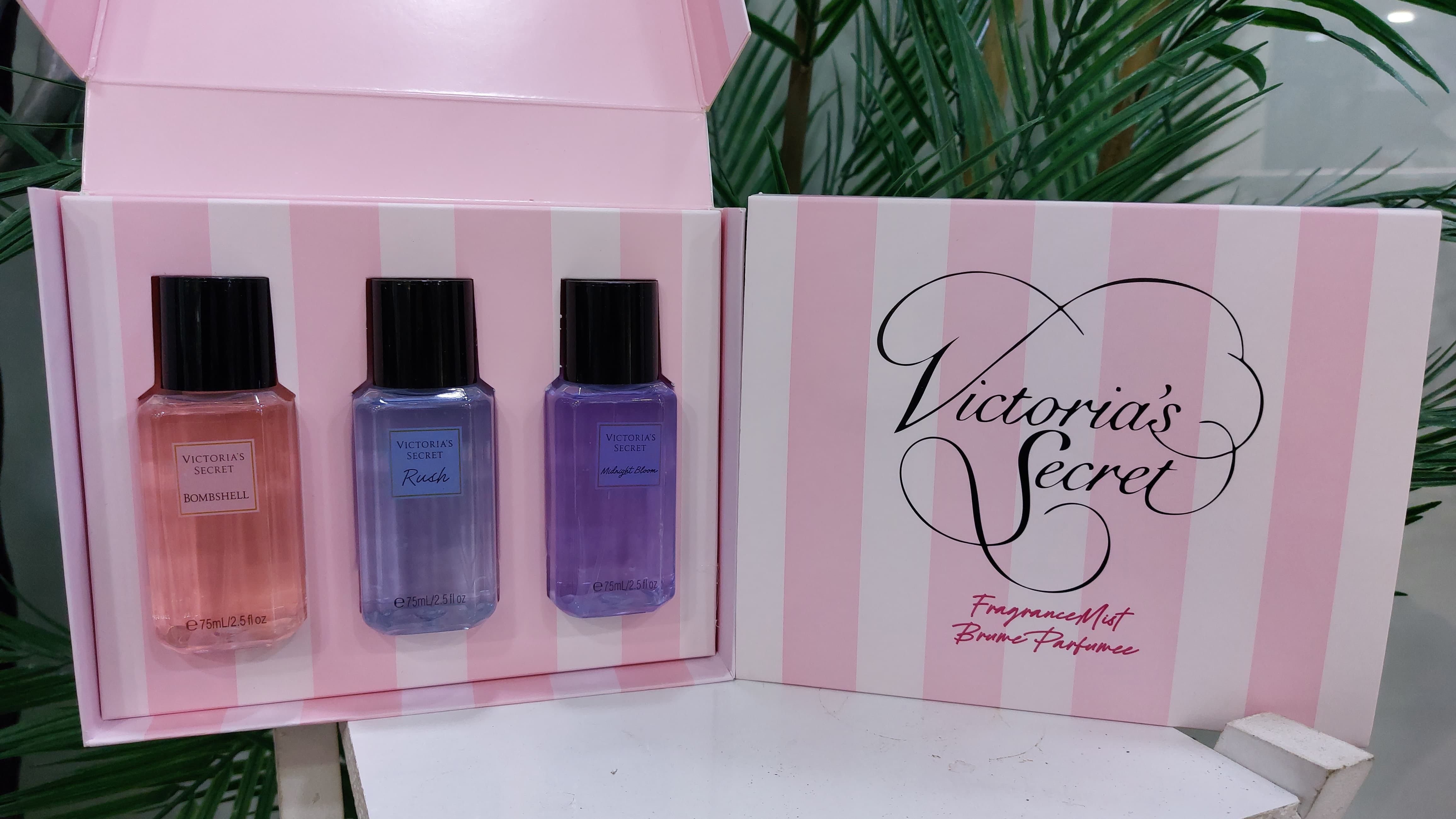 Victoria’s Secret travel set