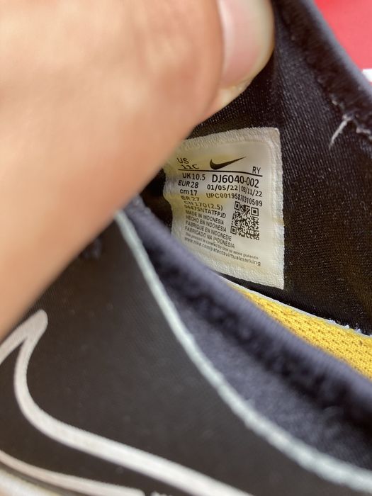 Маратонки Nike EUR 28