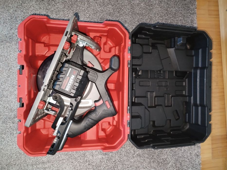 Circular de mana cu acumulatori Parkside Performance