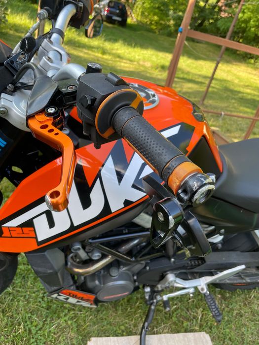 Ktm duke 125 2011