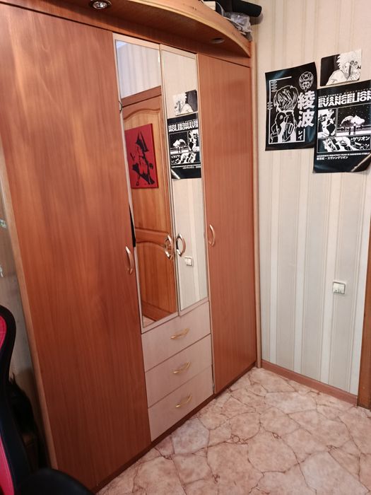 Продам шкаф  в спальню
