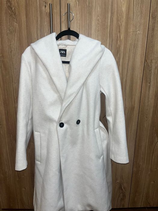 Дамско палто с колан