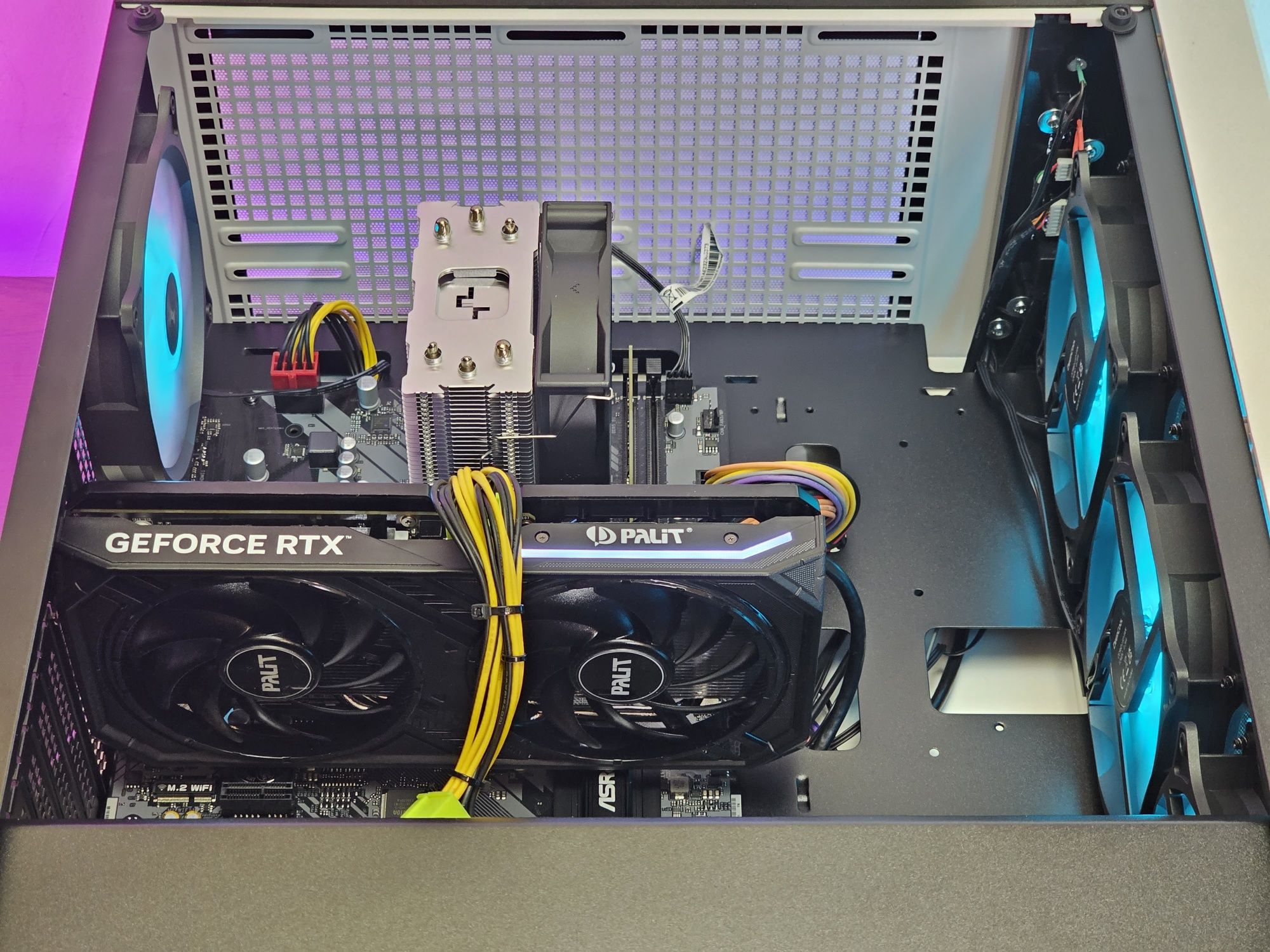 RTX 4060/Ryzen 5-7500F/RAM 16GB/SSD 512GB/Чисто Нов+Гаранция!