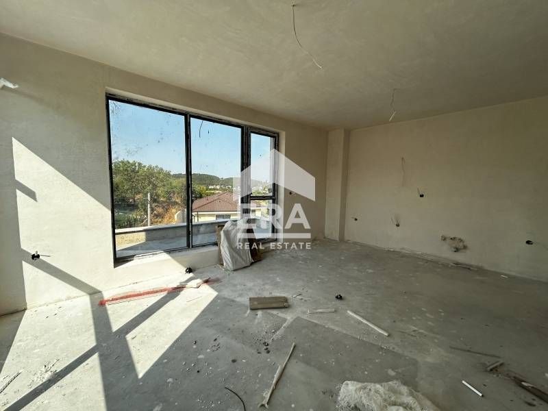 Продава се Двустаен апартамент в Варна, Виница - 62 кв.м за 1968 €/кв.м - Снимка #6