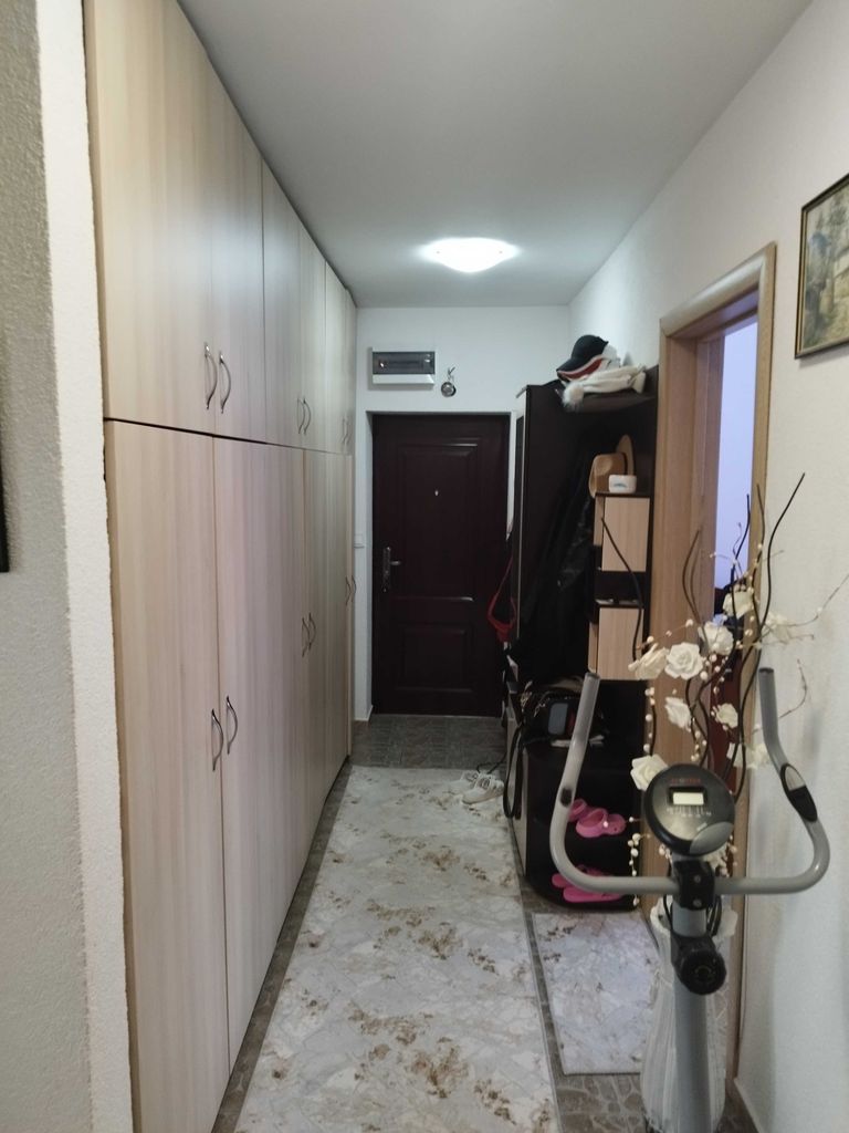 Продава се Тристаен апартамент в Смолян, Нов център - 78 кв.м за 1924 €/кв.м - Снимка #9