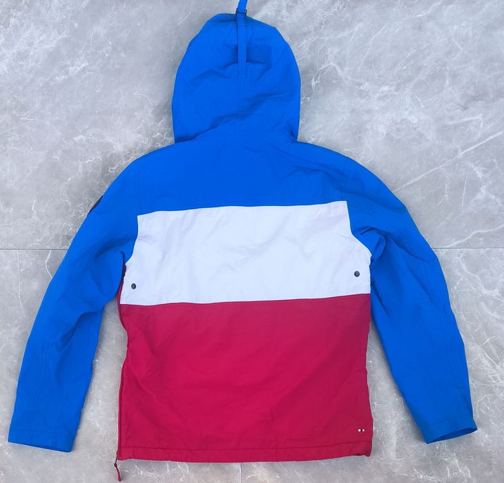 Яке Napapijri Rainforest размер M
Rainforest Jacket In RedRainforest J