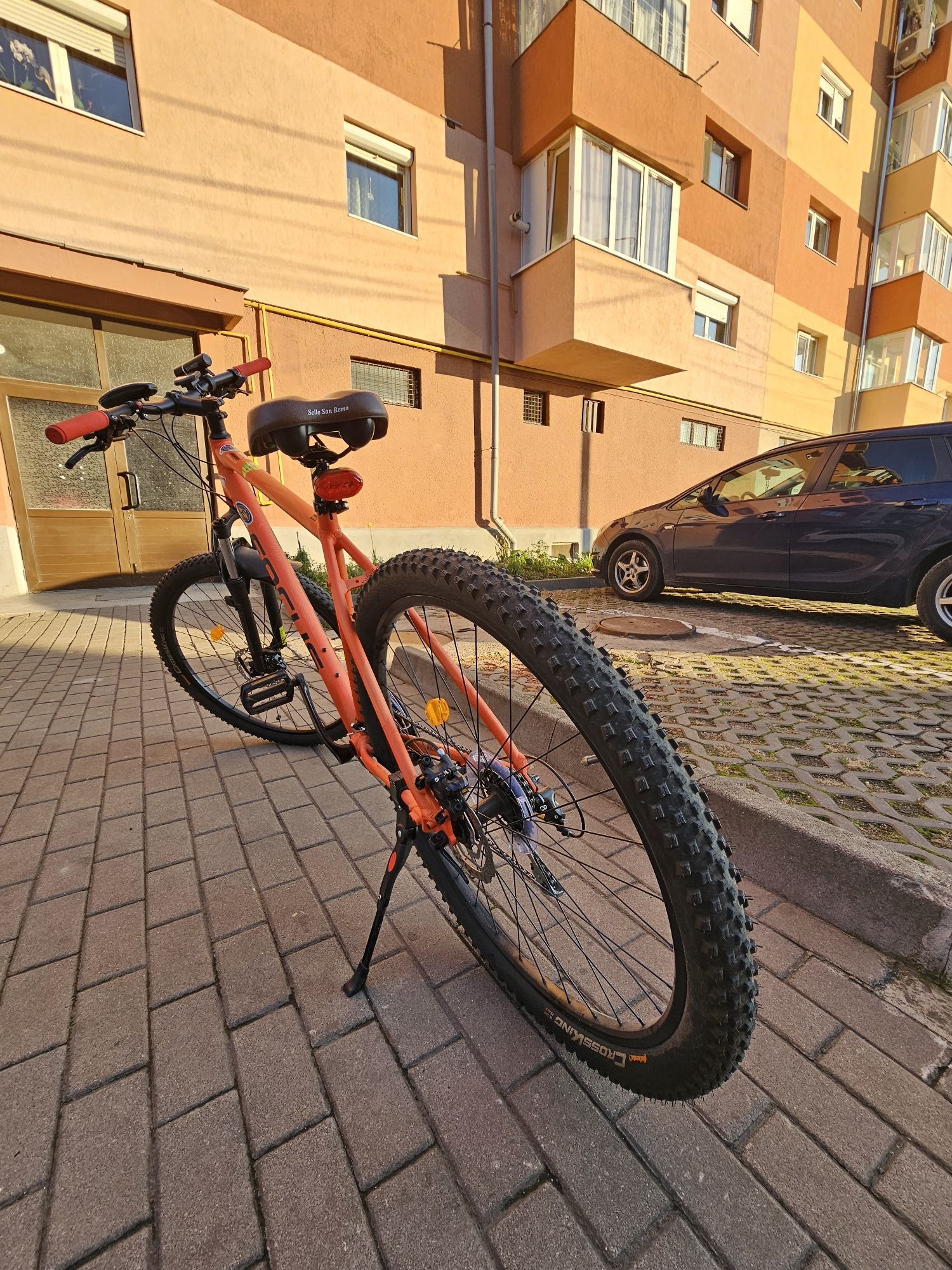 Vând Bicicletă Focus Whistler 3.5