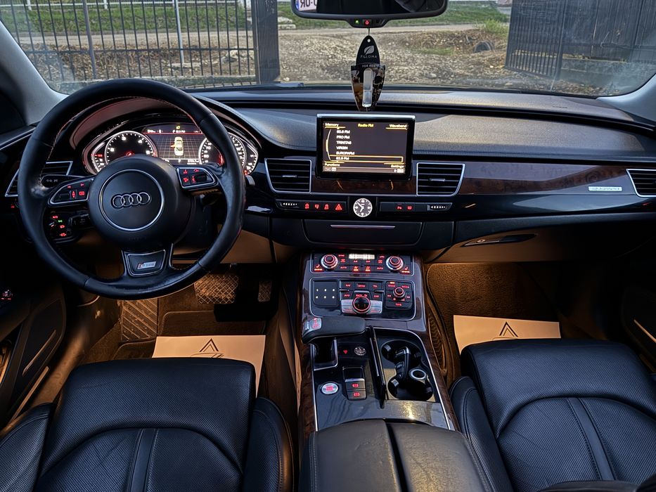 Posibilitate Rate Audi A8 Individual, Garantie 12 36 Luni