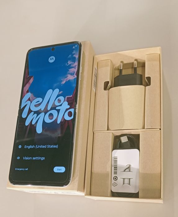 Motorola Razr 40 5G - 8GB RAM / 256GB