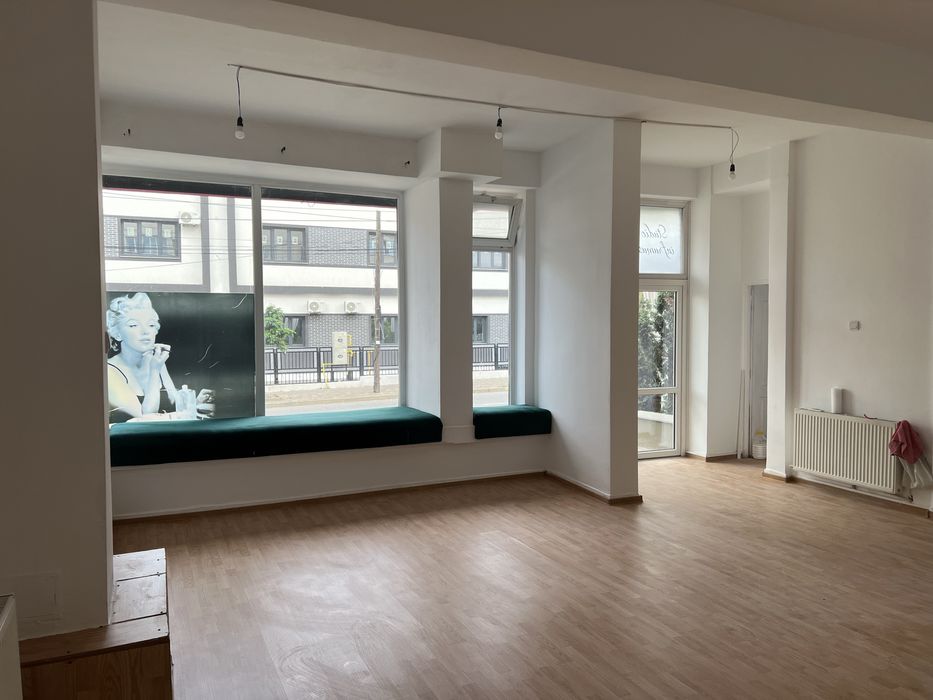 Spațiu de închiriat Banca Natională 82 mp