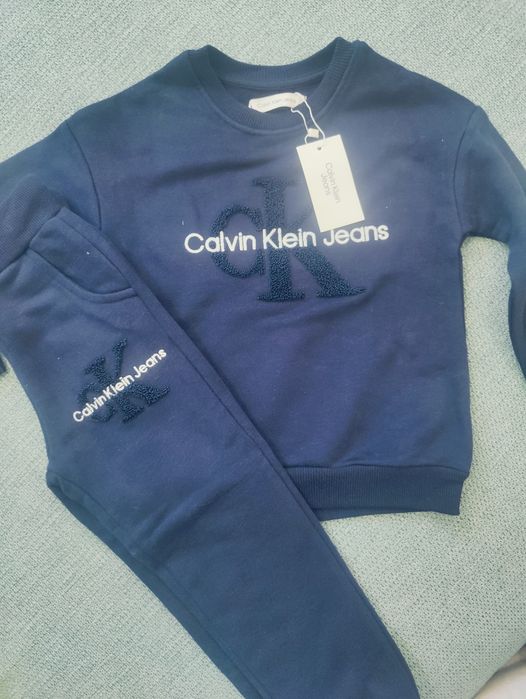 Trening Calvin Klein 4-5 ani