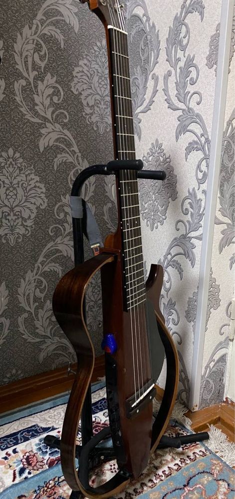 Silend200 guitar yamaha