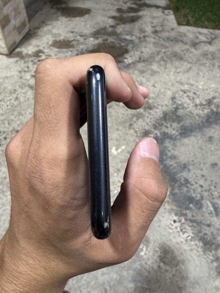 iPhone SE 2020 Sotiladi