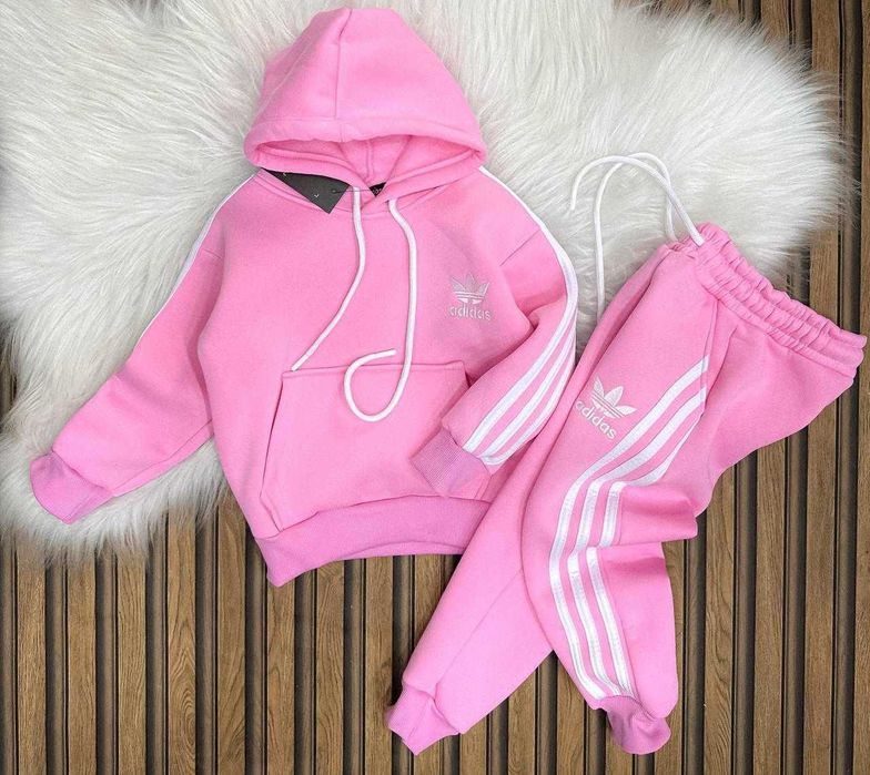 Детски спортен екип