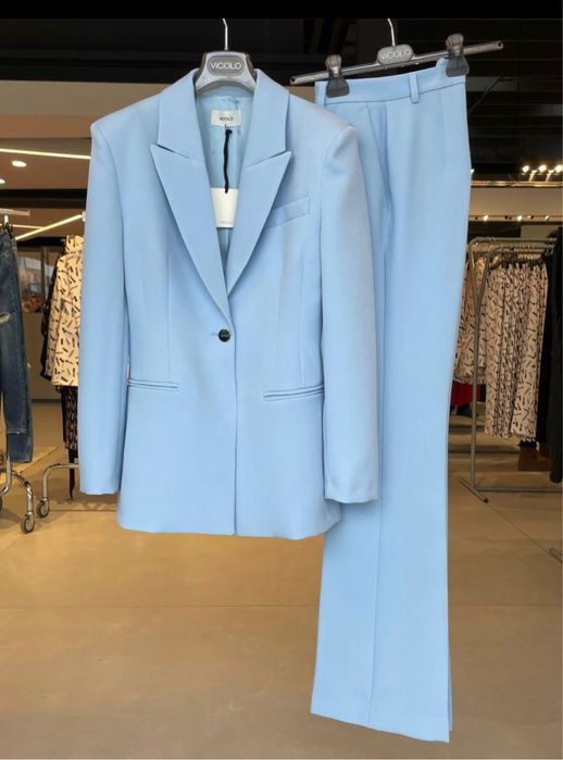 Итальянский костюм vicolo. Новый.