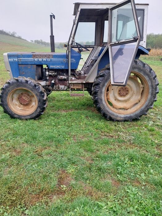 Tractor ebro 6079 4×4
