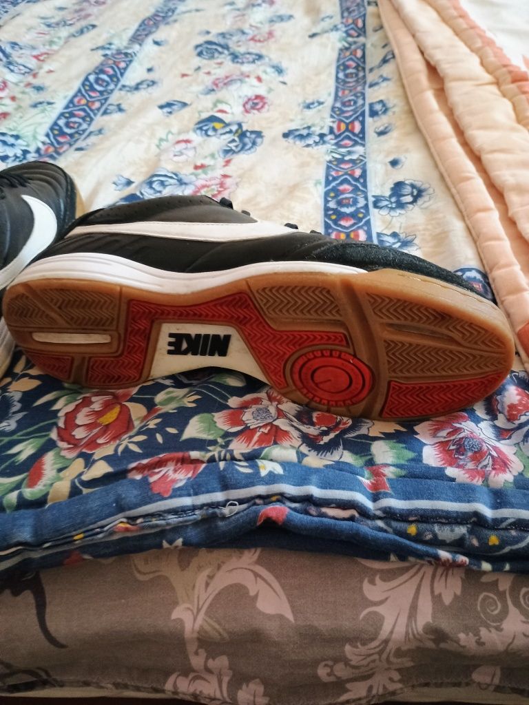 Nike Tiempo номер 41