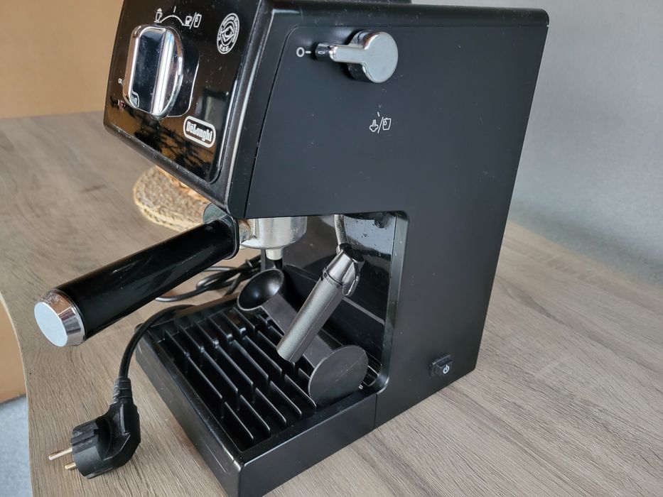Espressor manual DELONGHI