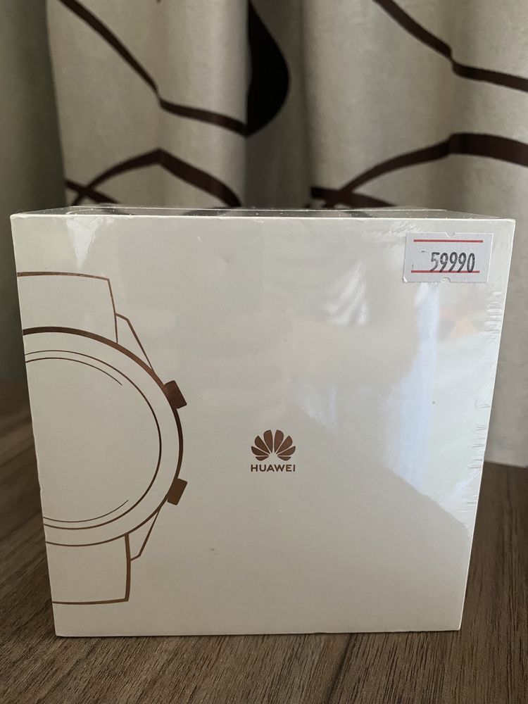 Часы Huawei для девушек